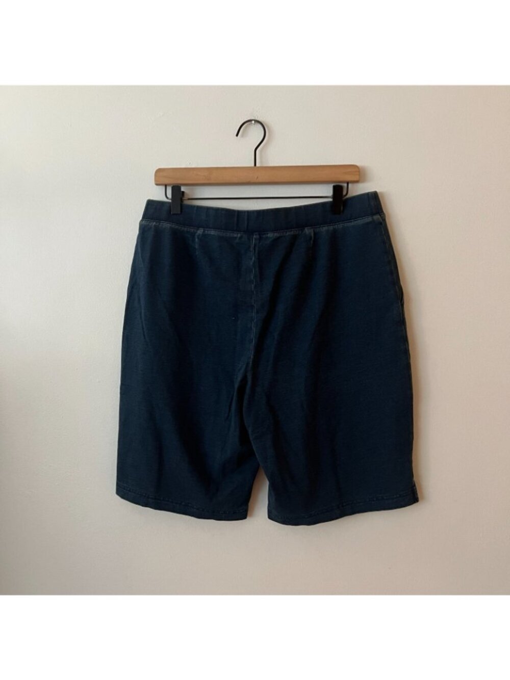 NWT J. Jill Pure Jill Indigo Pull On Stretch Bermuda Shorts Women's Size Medium - Picture 6 of 9